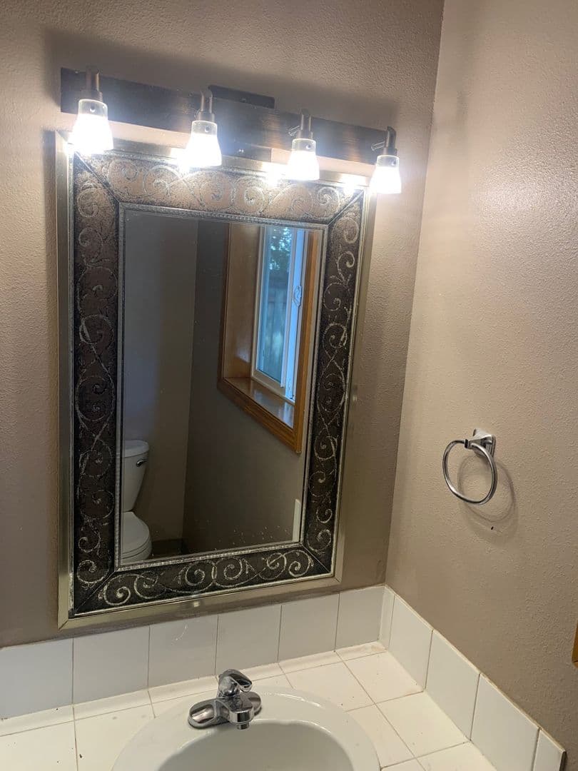 Portland House: 14028 SE Gladstone Street