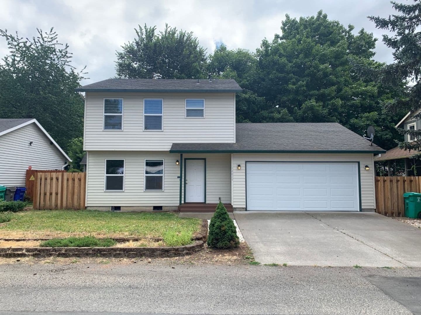Portland House: 14028 SE Gladstone Street