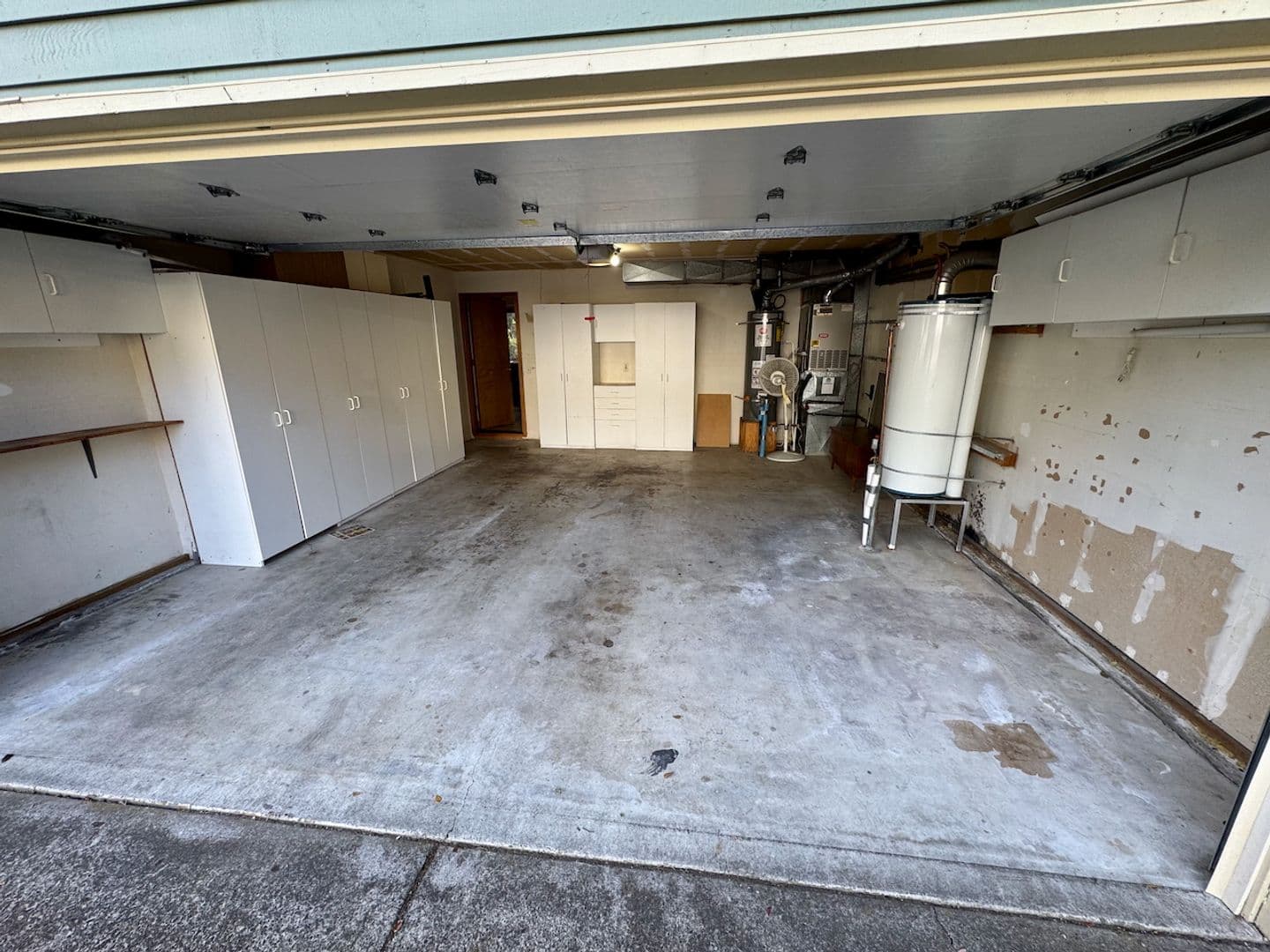 Lake Oswego House: 142 Kingsgate Rd