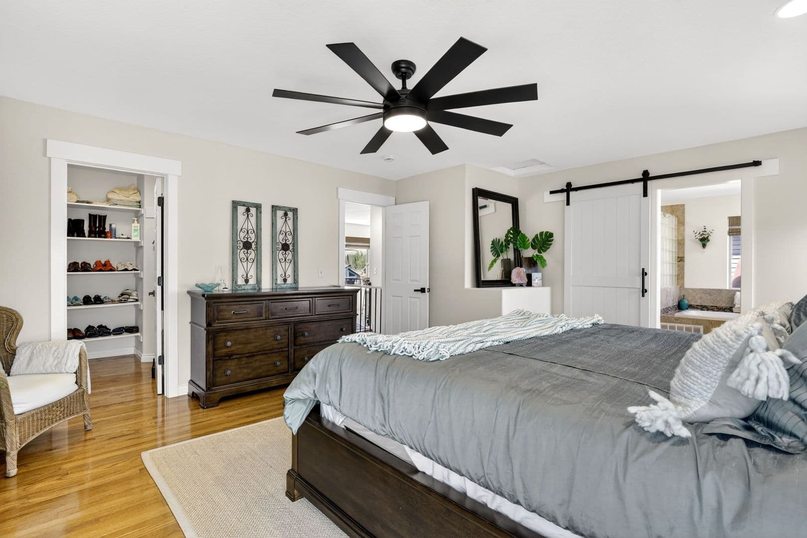 Portland House: 18525 NE Marine Drive, Slip #E3