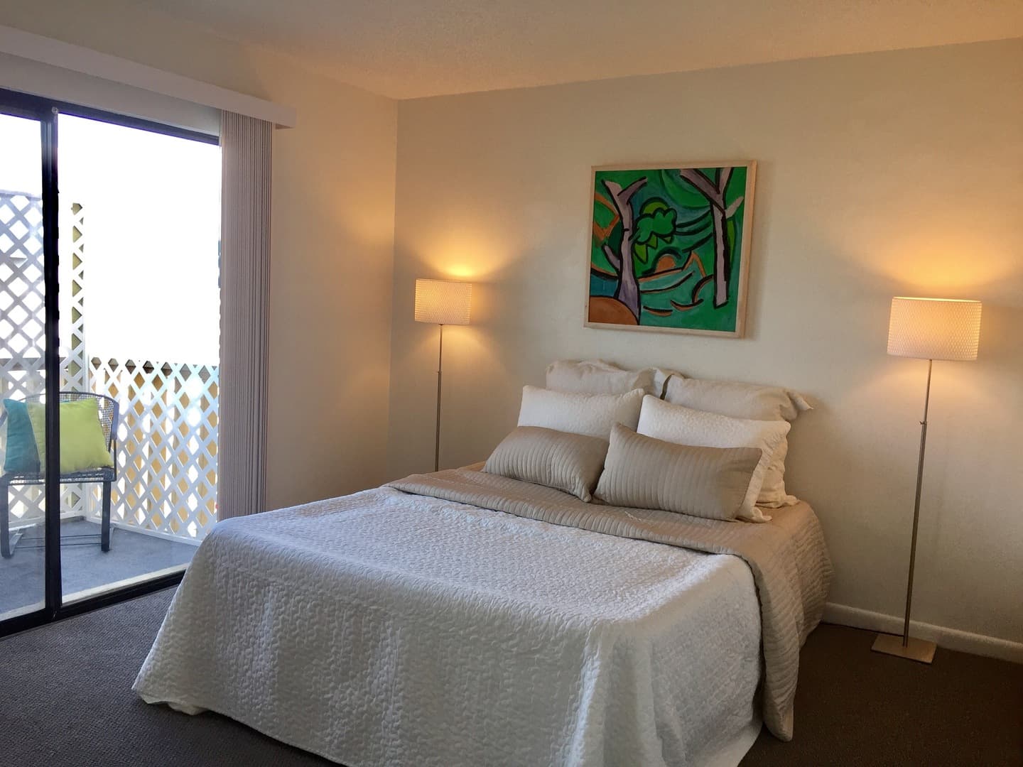 Tampa Apartment: 3719 W Wisconsin Ave