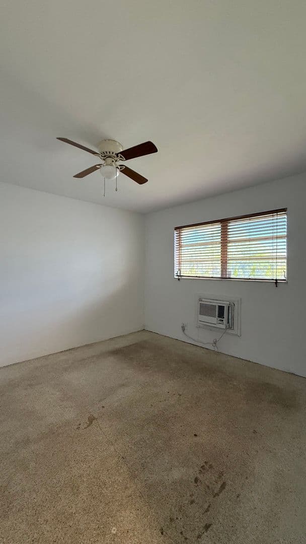 Hollywood Condo: 5401 Hollywood Blvd #15
