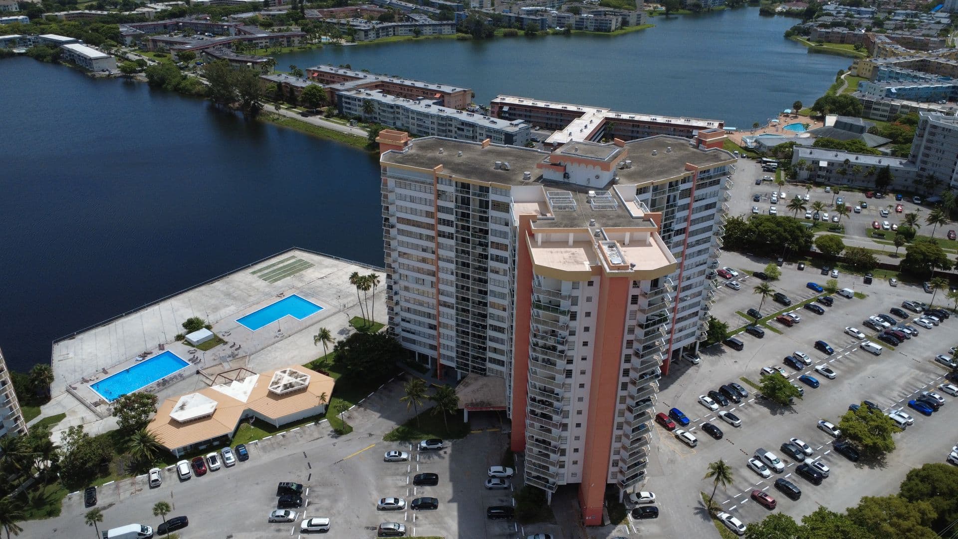North Miami Beach Condo: 1351 NE Miami Gardens Dr