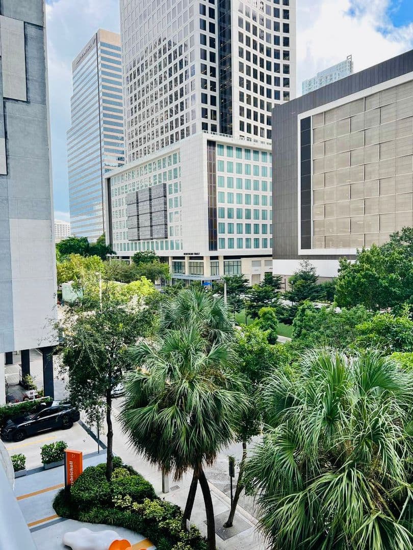 Miami Condo: 31 SE 6 St.