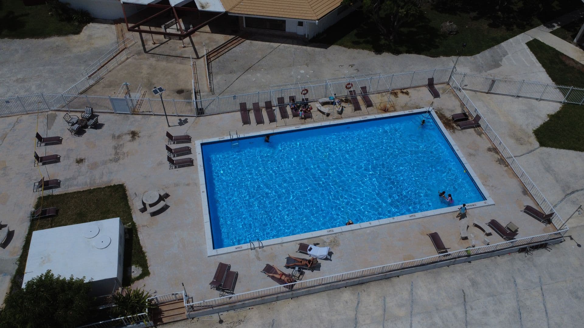 North Miami Beach Condo: 1351 NE Miami Gardens Dr