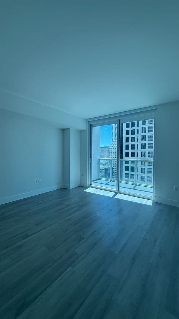 Miami Condo: 500 Brickell Avenue