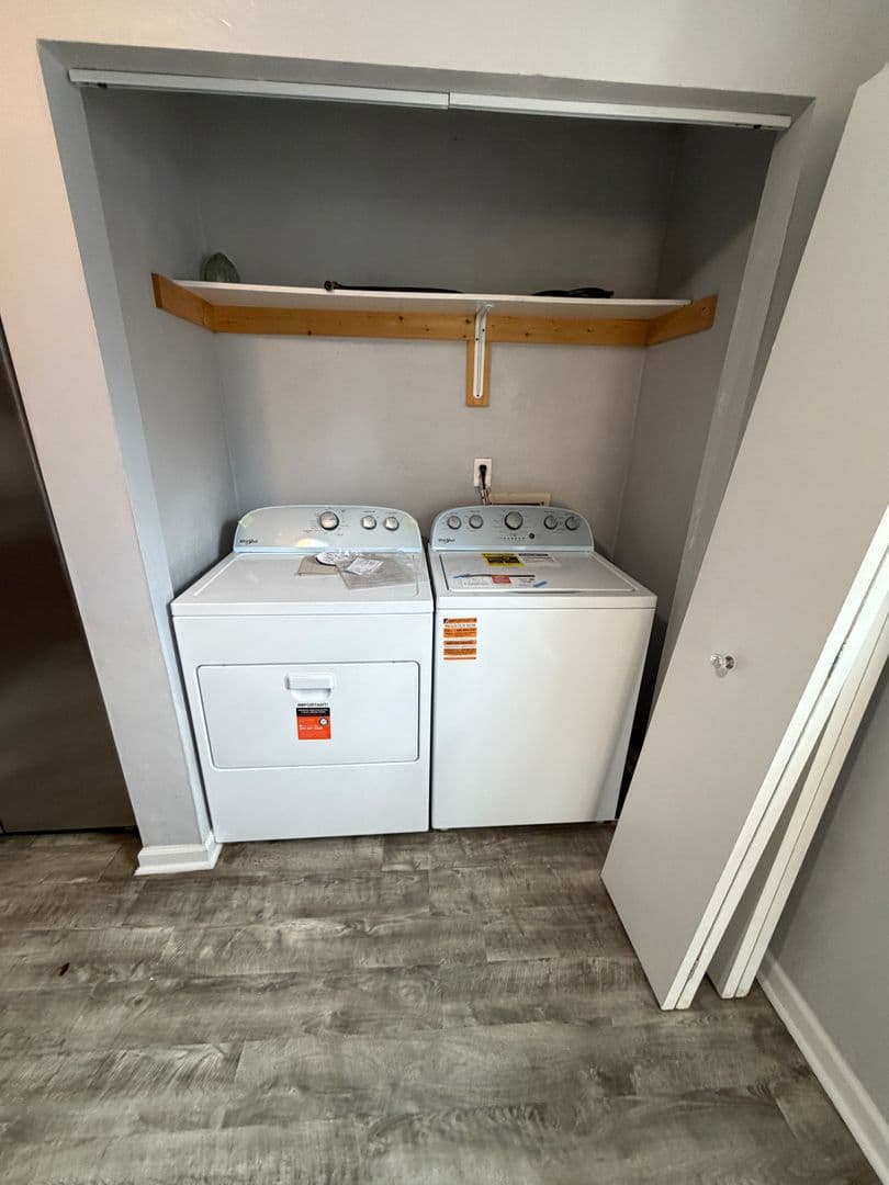 Norfolk Apartment: 4308 Tides Ct