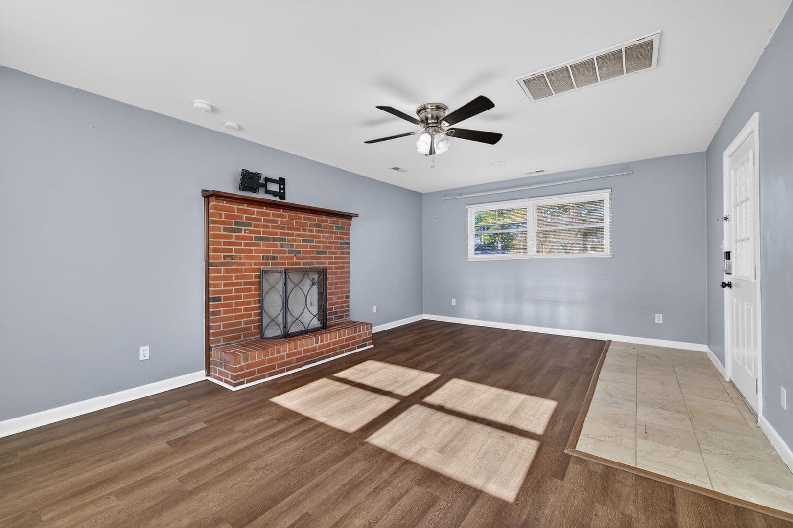 Portsmouth House: 4713 Clintwood Dr