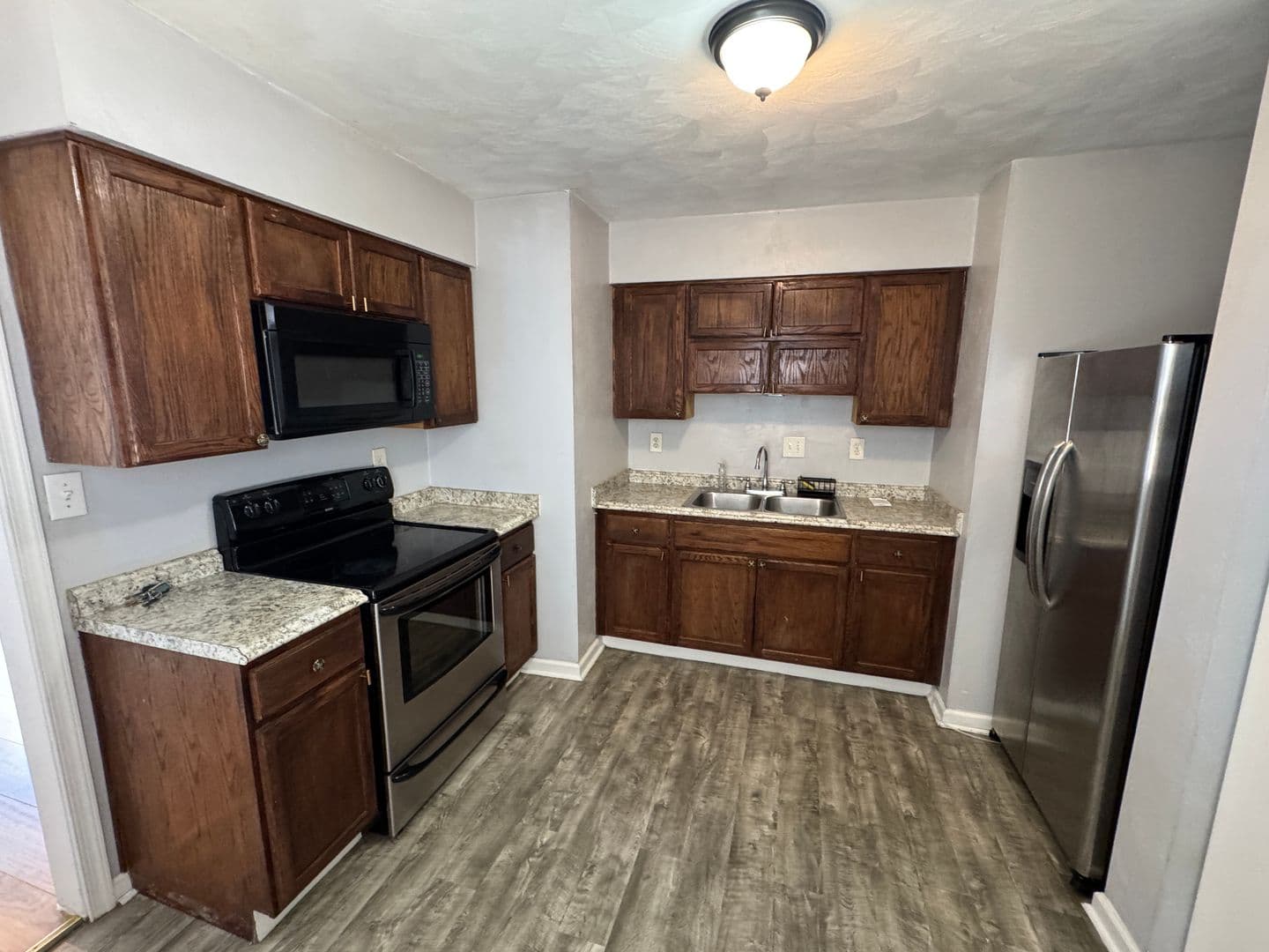 Norfolk Apartment: 4308 Tides Ct