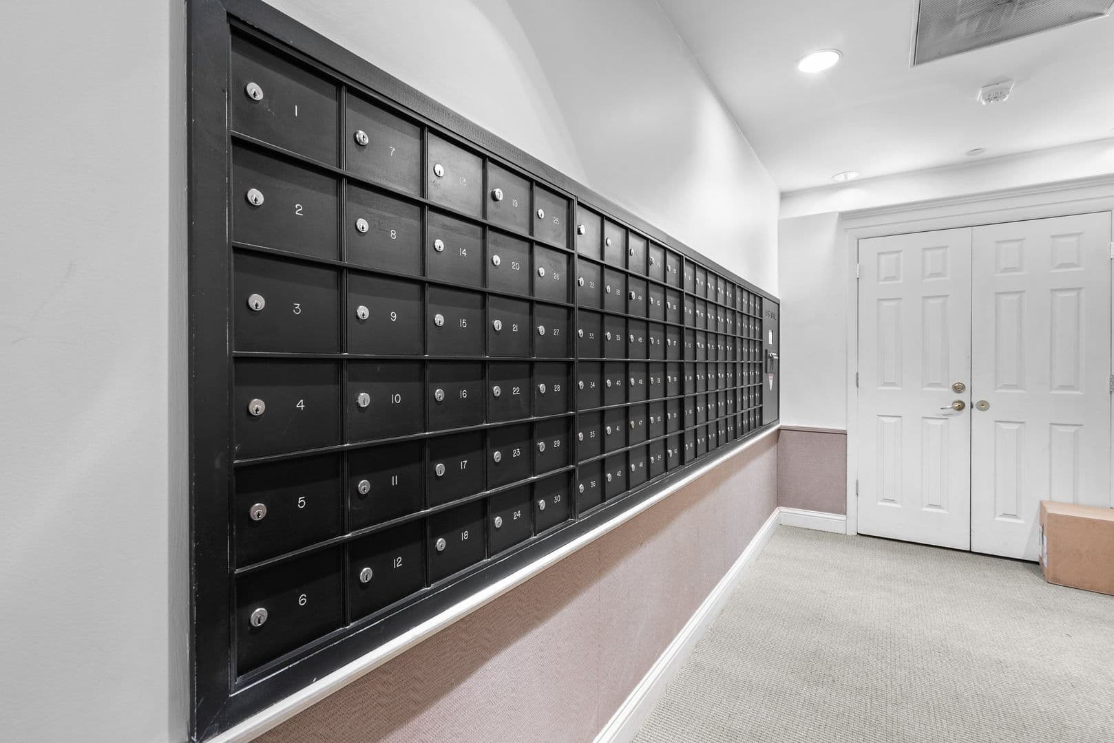 Washington Condo: 801 Pennsylvania Ave NW #1224