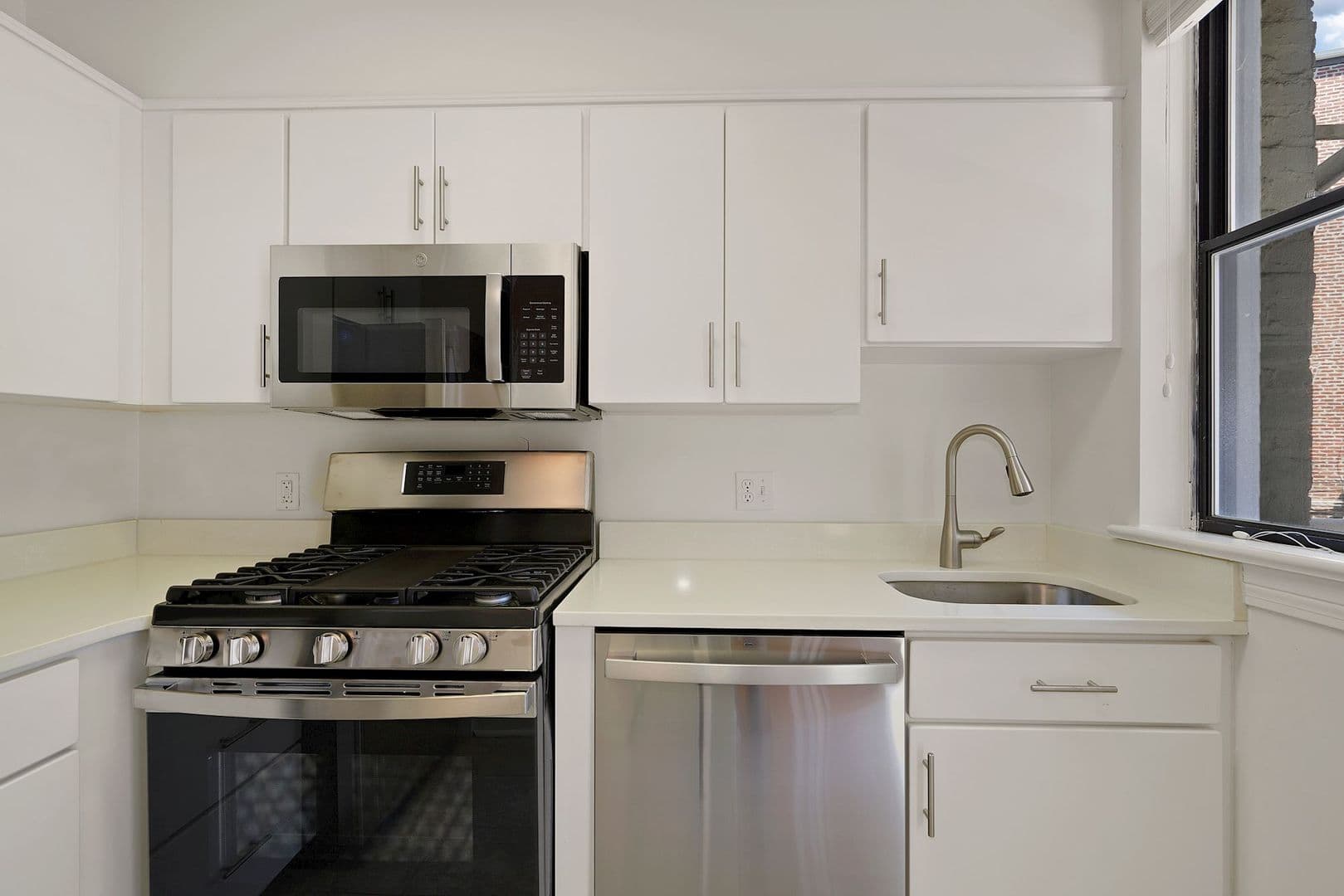 Washington Condo: 1827 Florida Ave NW Apt 303