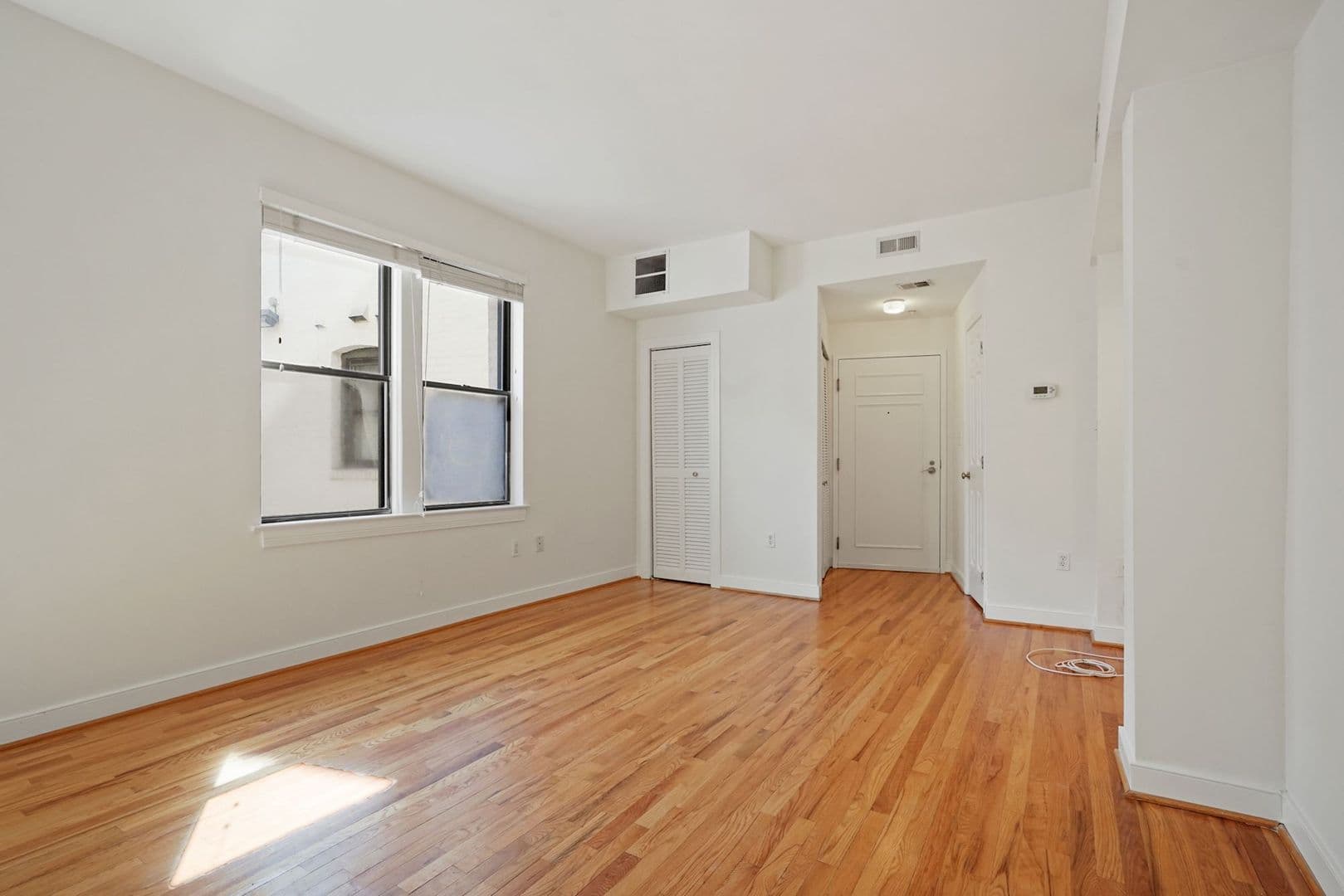 Washington Condo: 1827 Florida Ave NW Apt 303