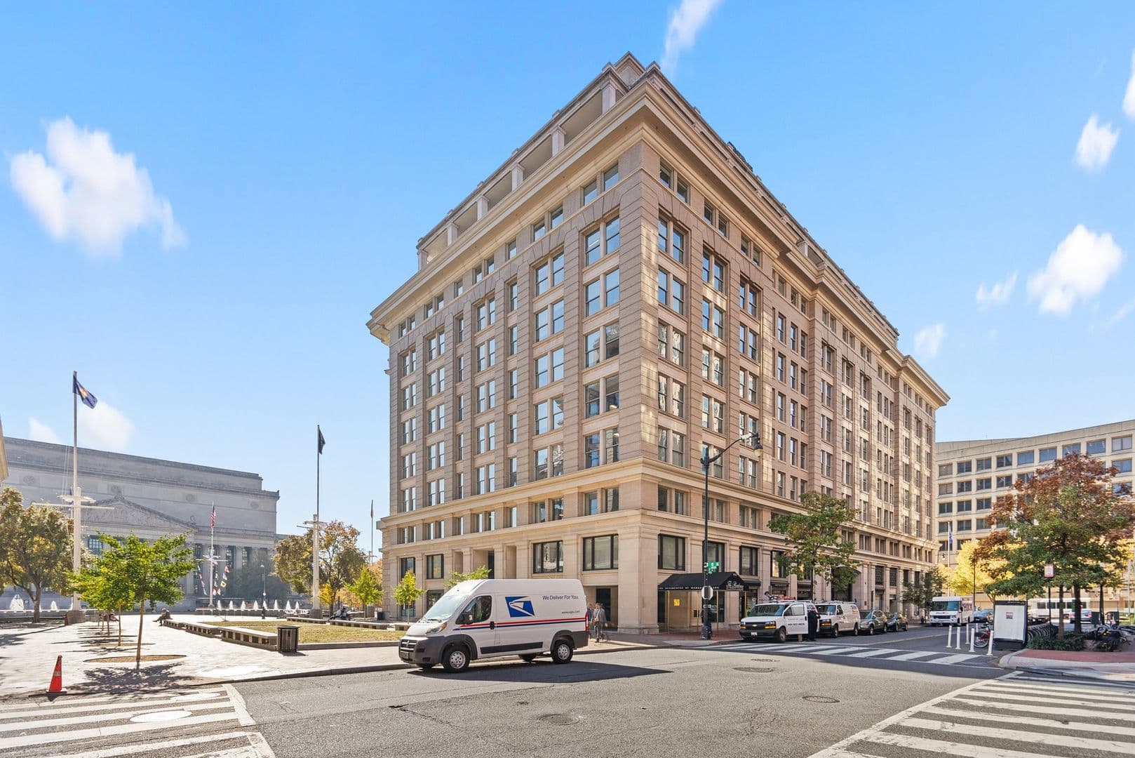 Washington Condo: 801 Pennsylvania Ave NW #1224