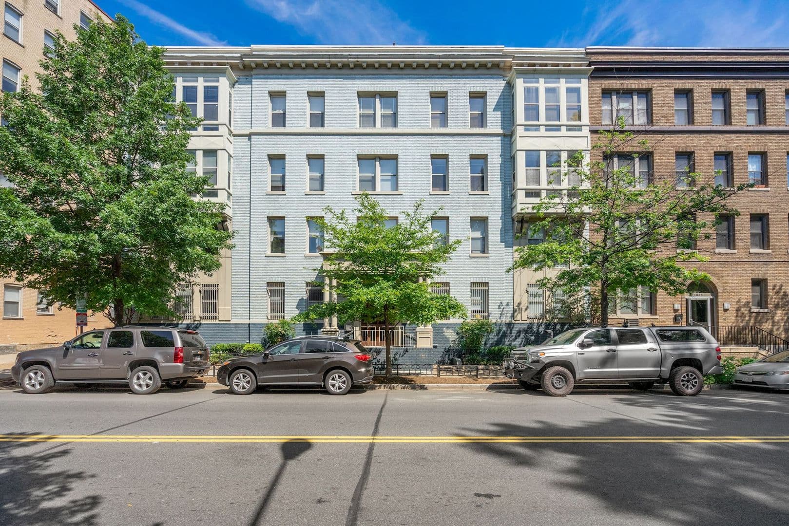 Washington Condo: 1827 Florida Ave NW Apt 303