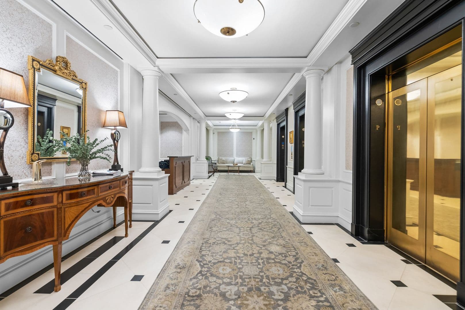 Washington Condo: 801 Pennsylvania Ave NW #1224