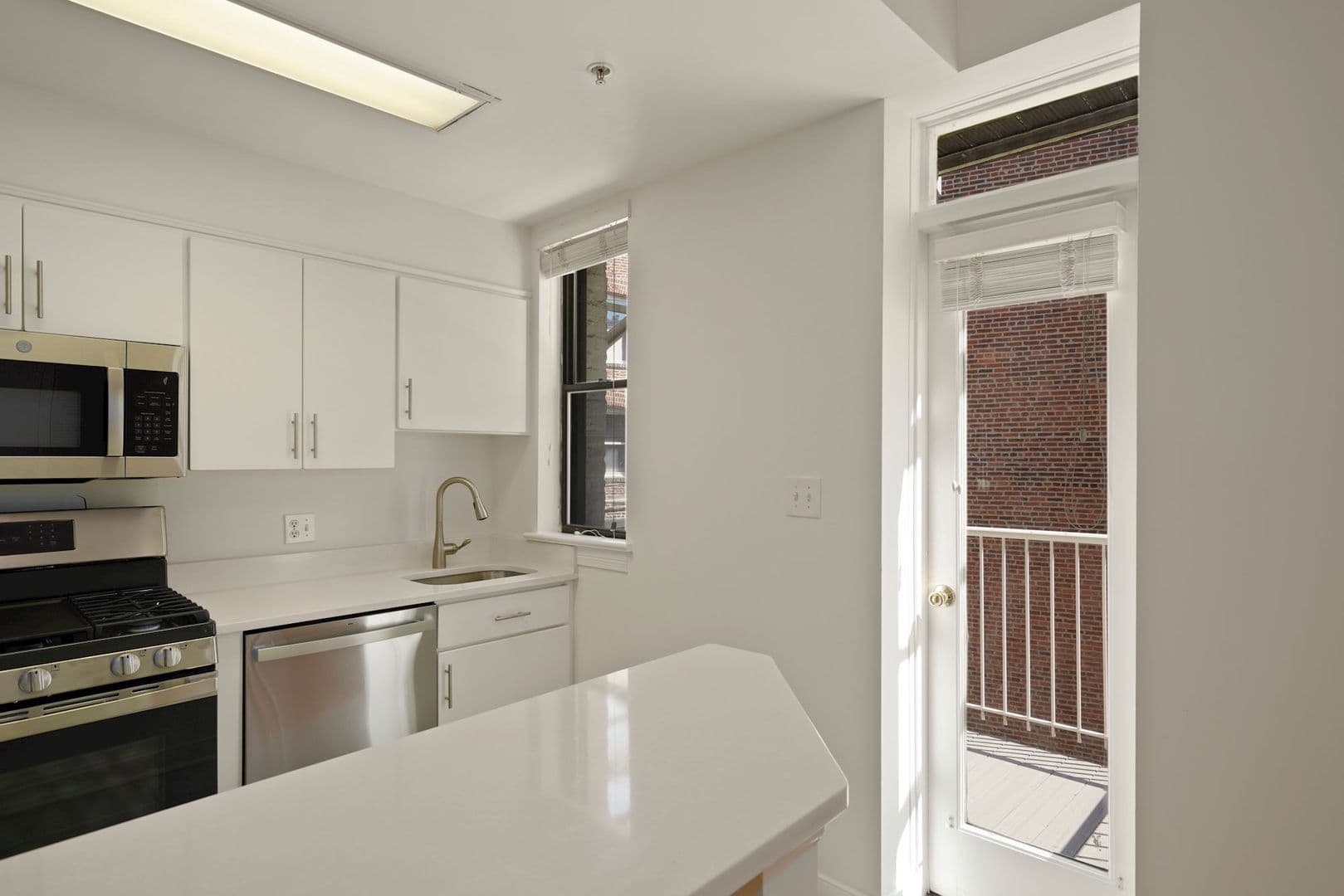 Washington Condo: 1827 Florida Ave NW Apt 303