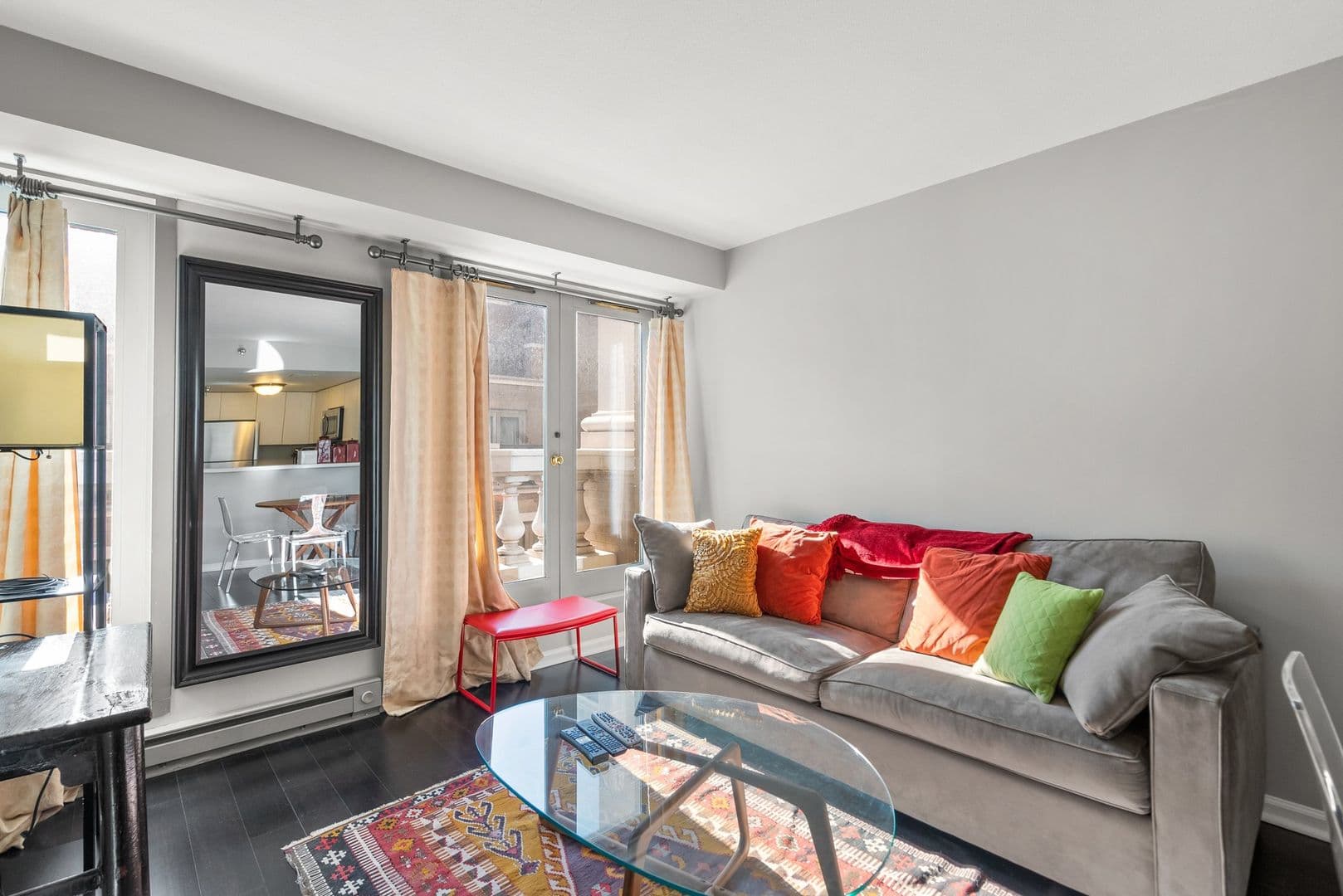 Washington Condo: 801 Pennsylvania Ave NW #1224