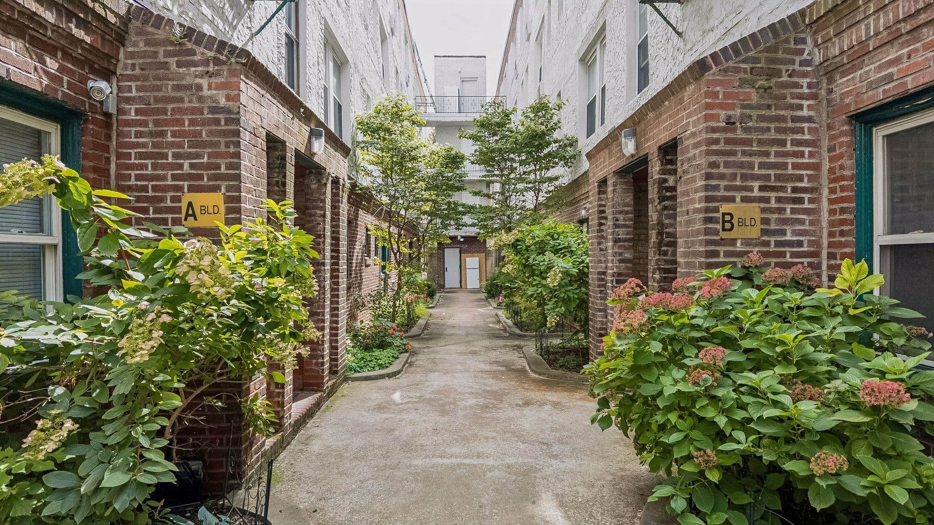 Philadelphia Apartment: 3412-14 Spring Garden Street