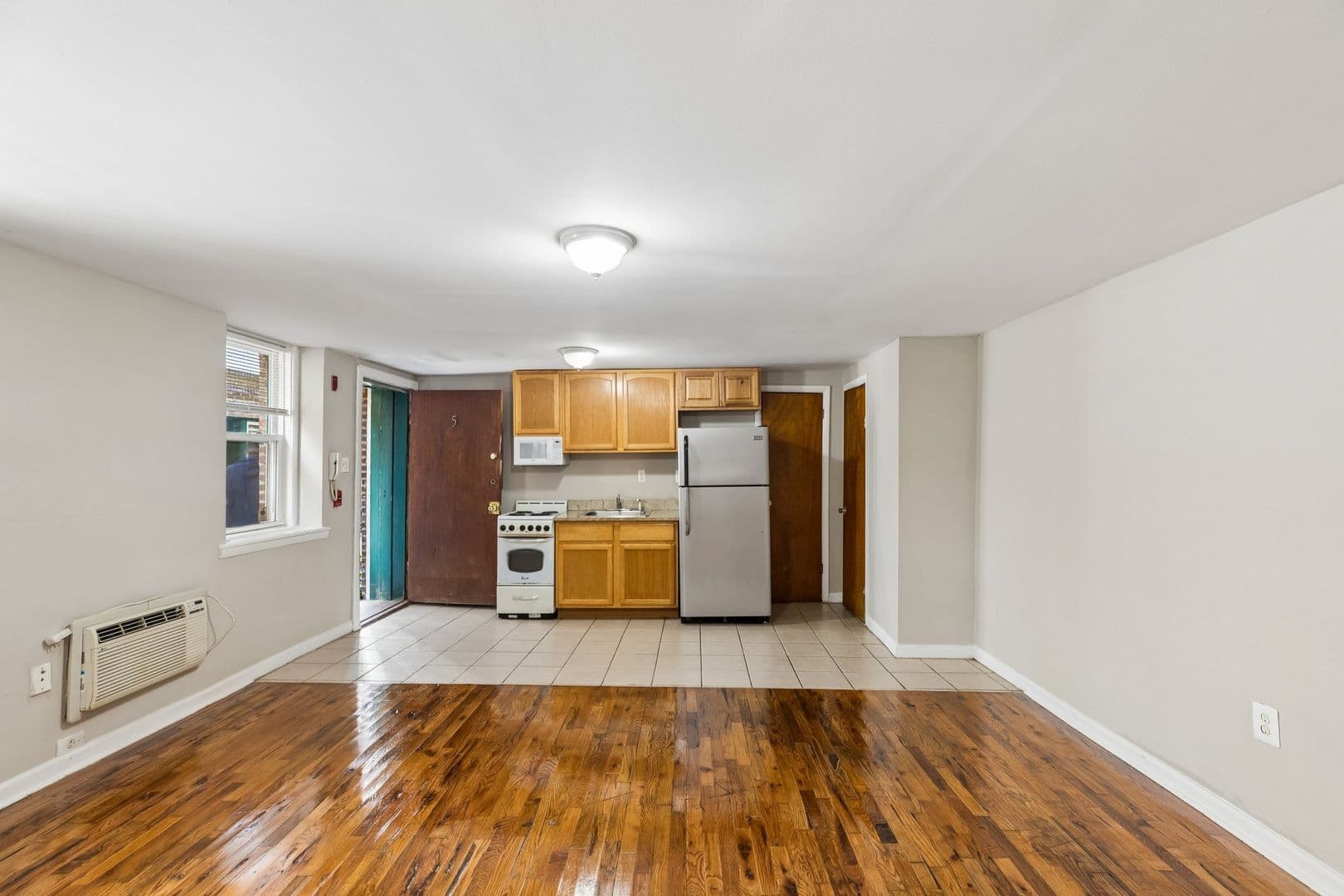 Philadelphia Apartment: 3412-14 Spring Garden Street