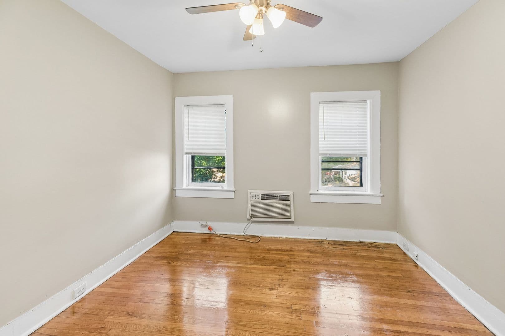 Philadelphia Apartment: 2254 Bryn Mawr Avenue