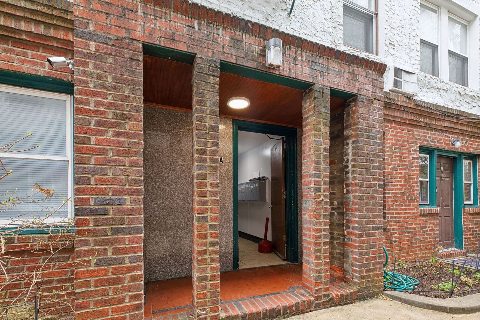 Philadelphia Apartment: 3412-14 Spring Garden Street