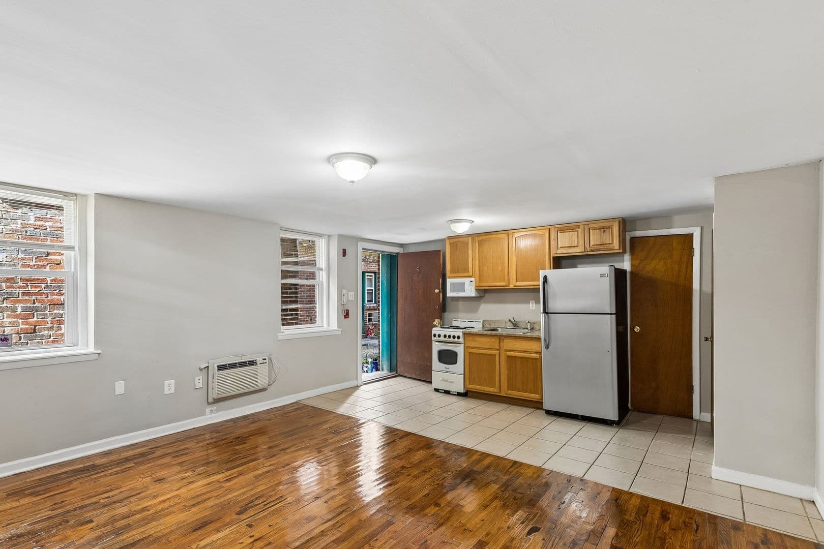Philadelphia Apartment: 3412-14 Spring Garden Street