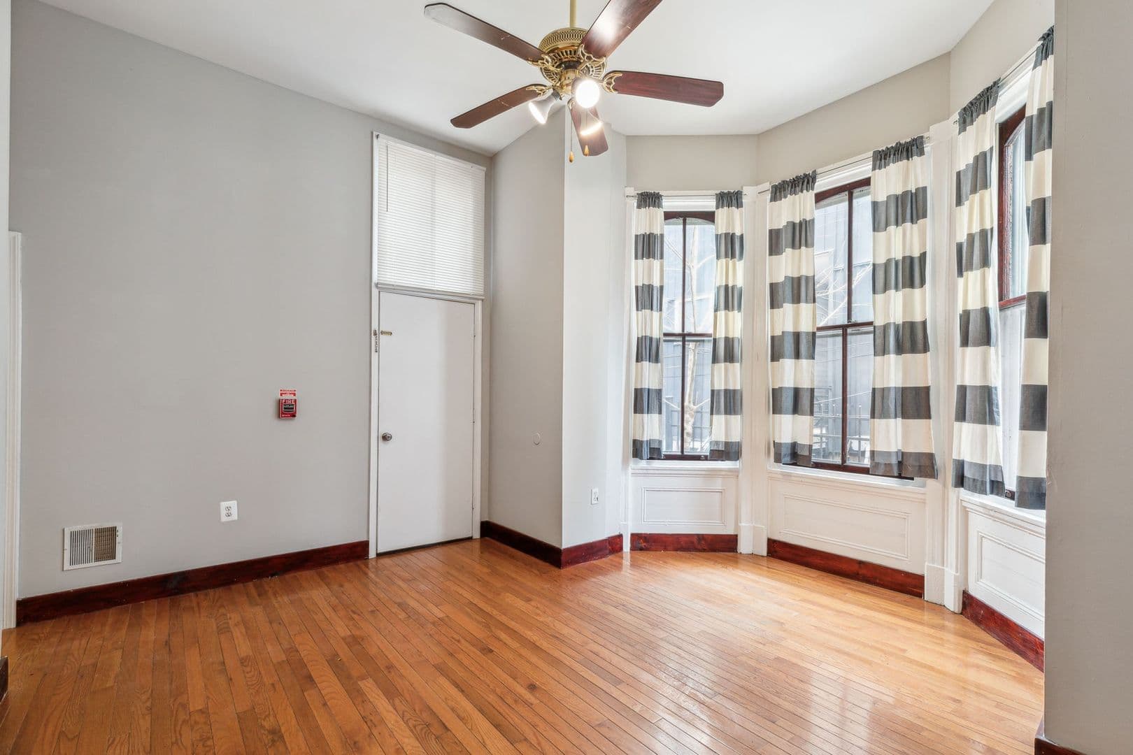 Philadelphia Apartment: 3412-14 Spring Garden Street
