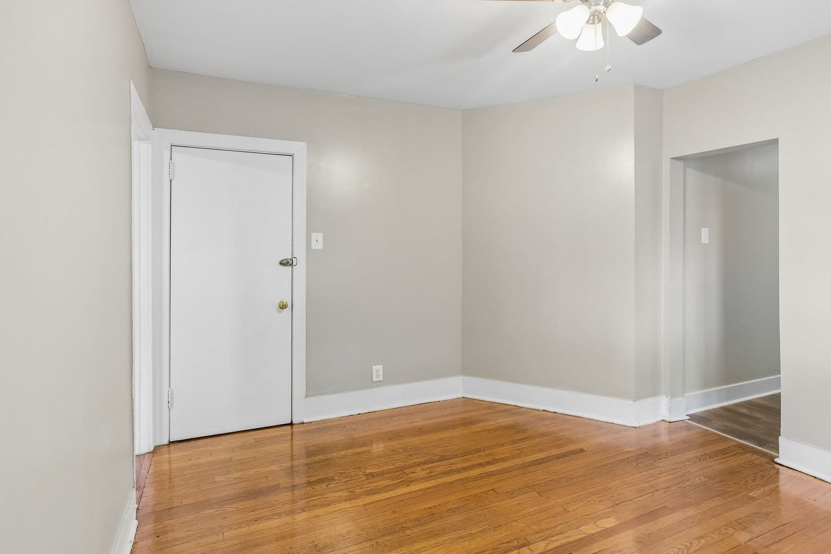 Philadelphia Apartment: 2254 Bryn Mawr Avenue