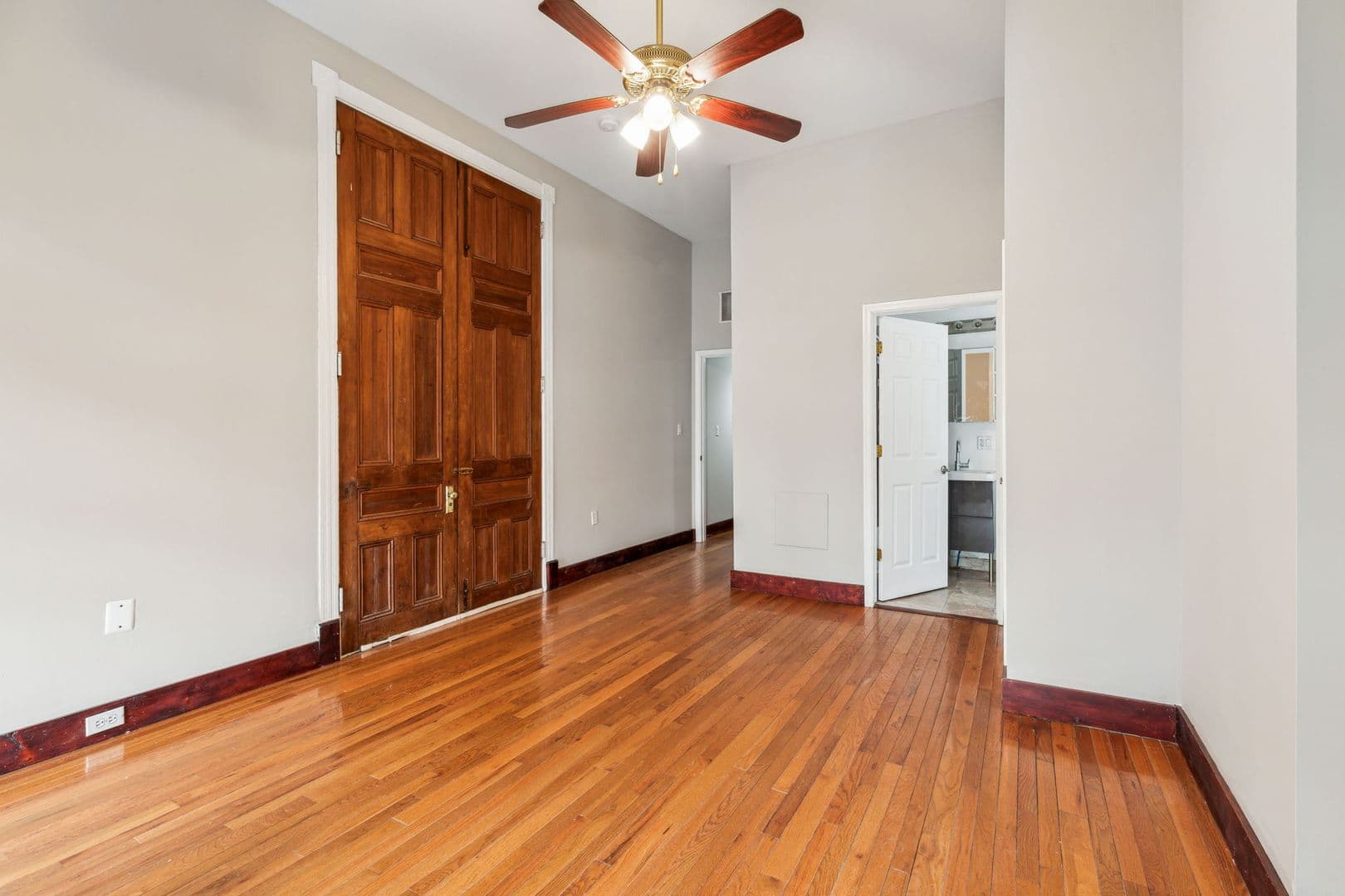 Philadelphia Apartment: 3412-14 Spring Garden Street