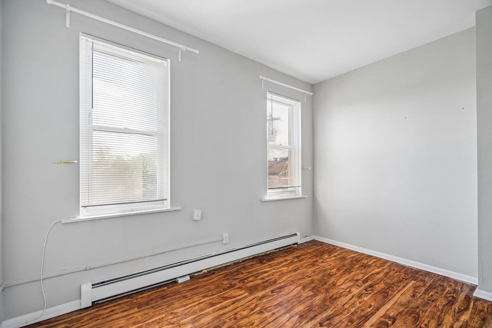 Philadelphia Apartment: 3509-15 Indian Queen Lane