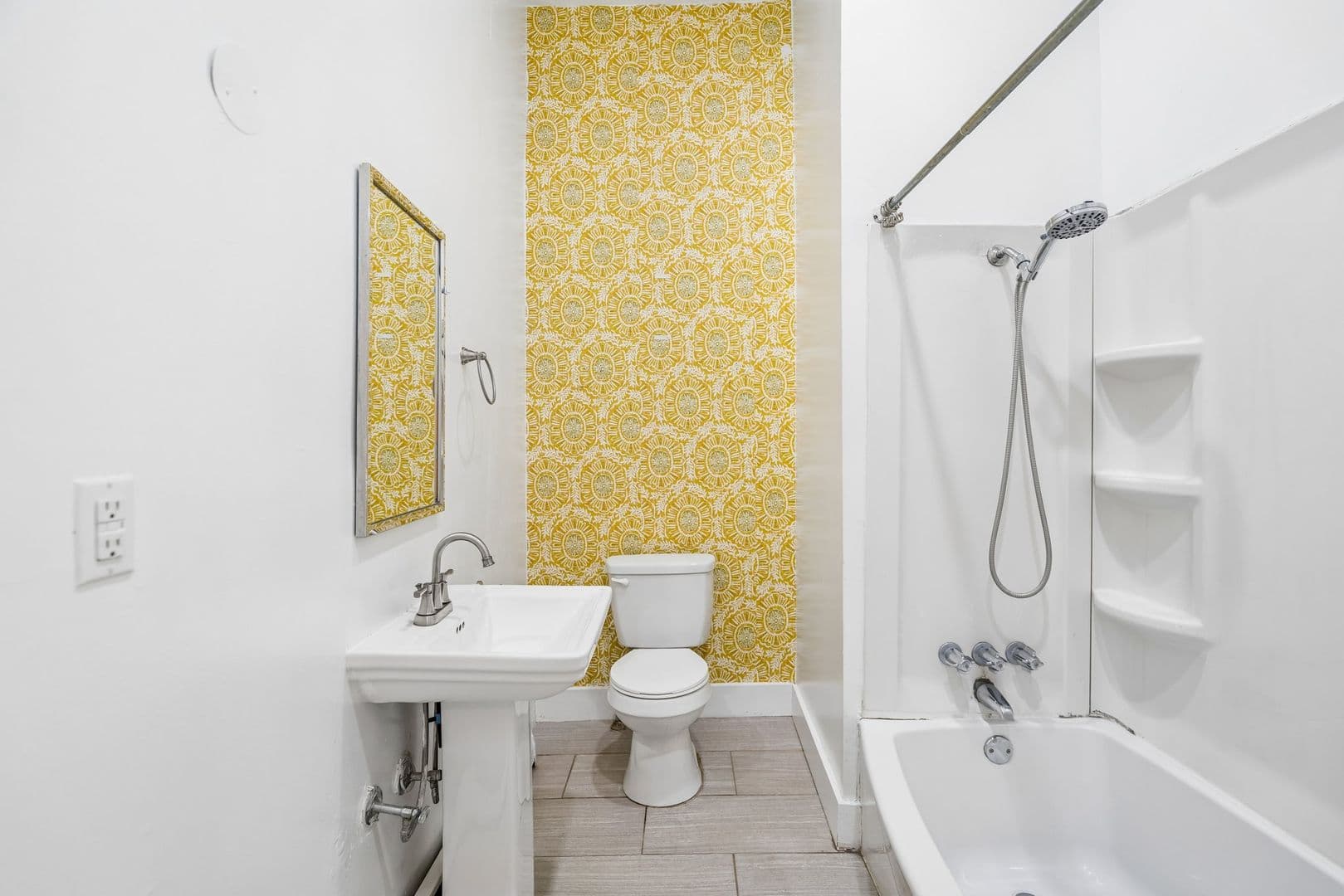 Philadelphia Apartment: 3509-15 Indian Queen Lane