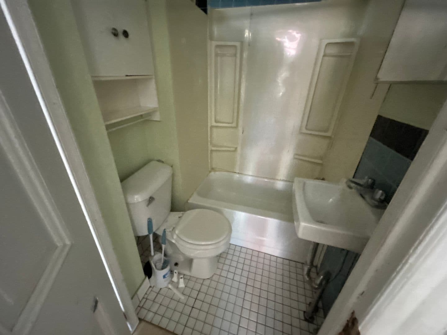 Philadelphia Apartment: 3308 3310 Hamilton Street