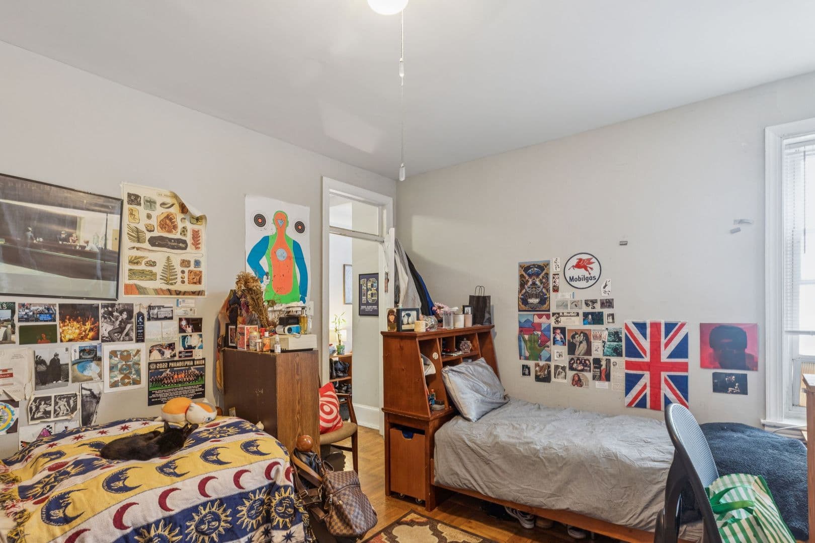 Philadelphia Apartment: 4141 Ridge Avenue