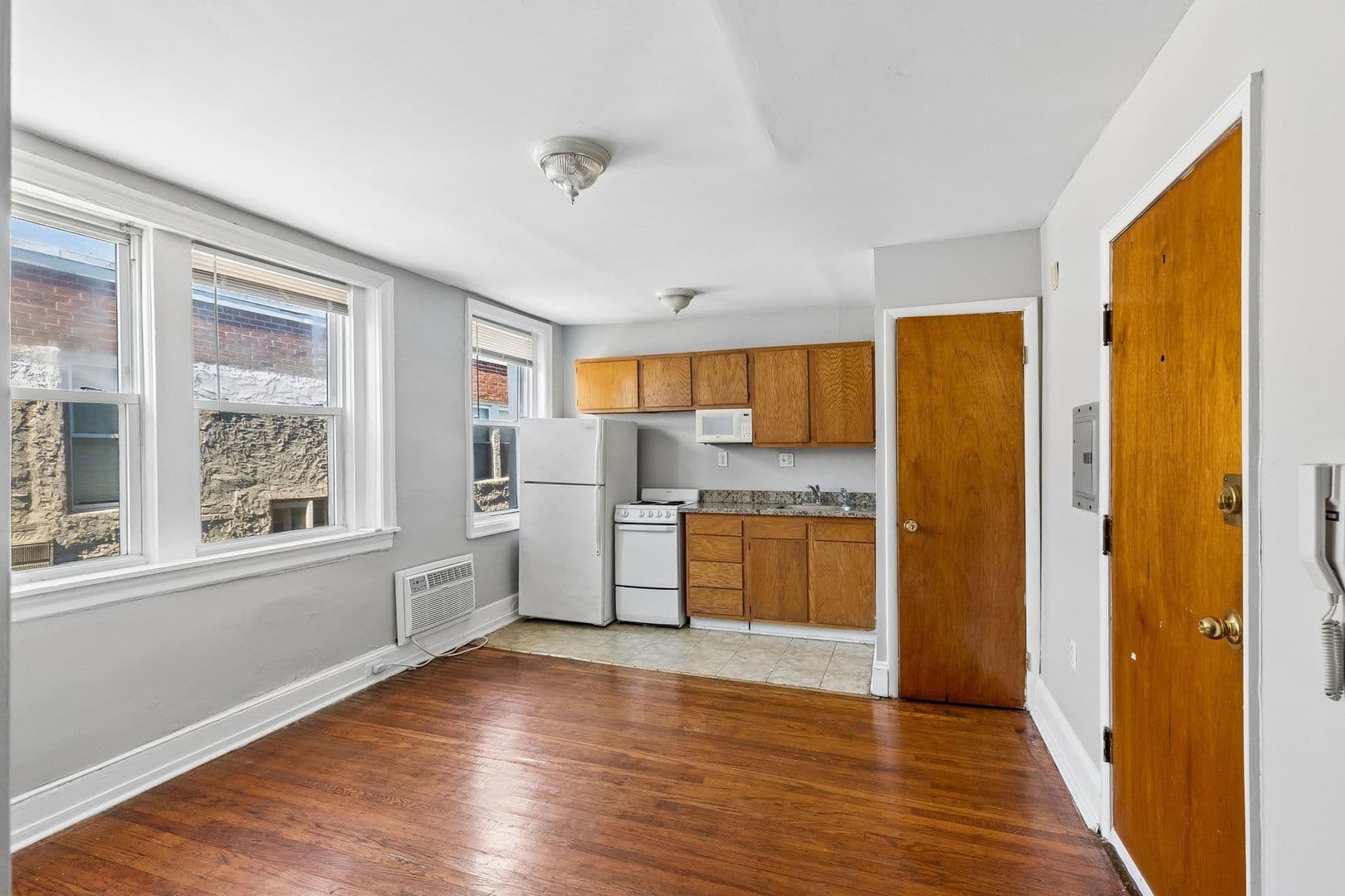Philadelphia Apartment: 3412-14 Spring Garden Street