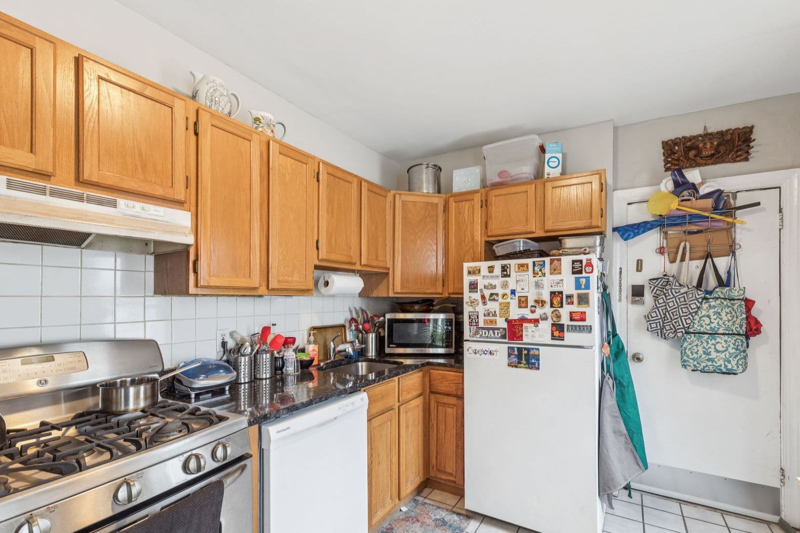 Philadelphia Apartment: 4141 Ridge Avenue