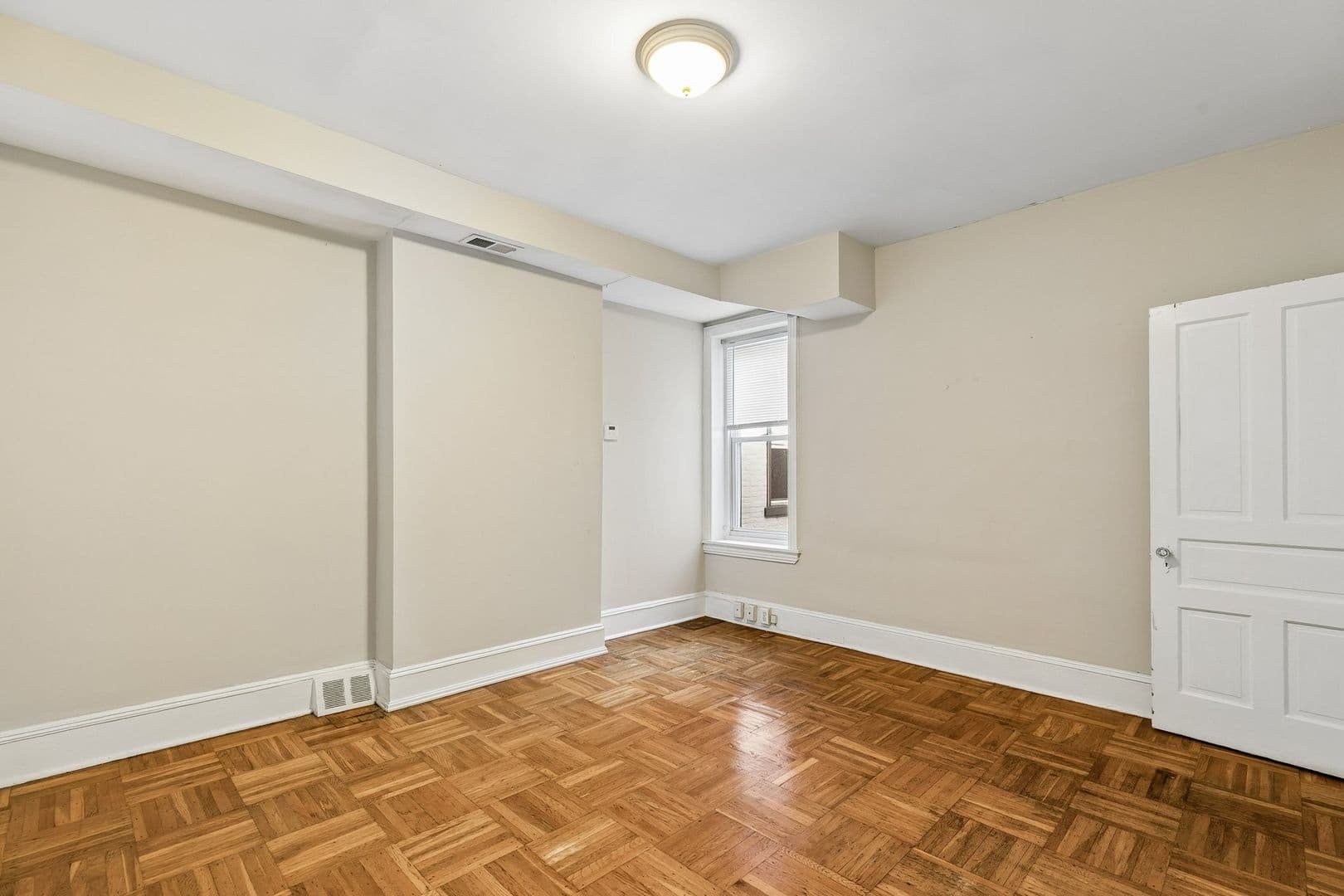 Philadelphia Apartment: 4141 Ridge Avenue