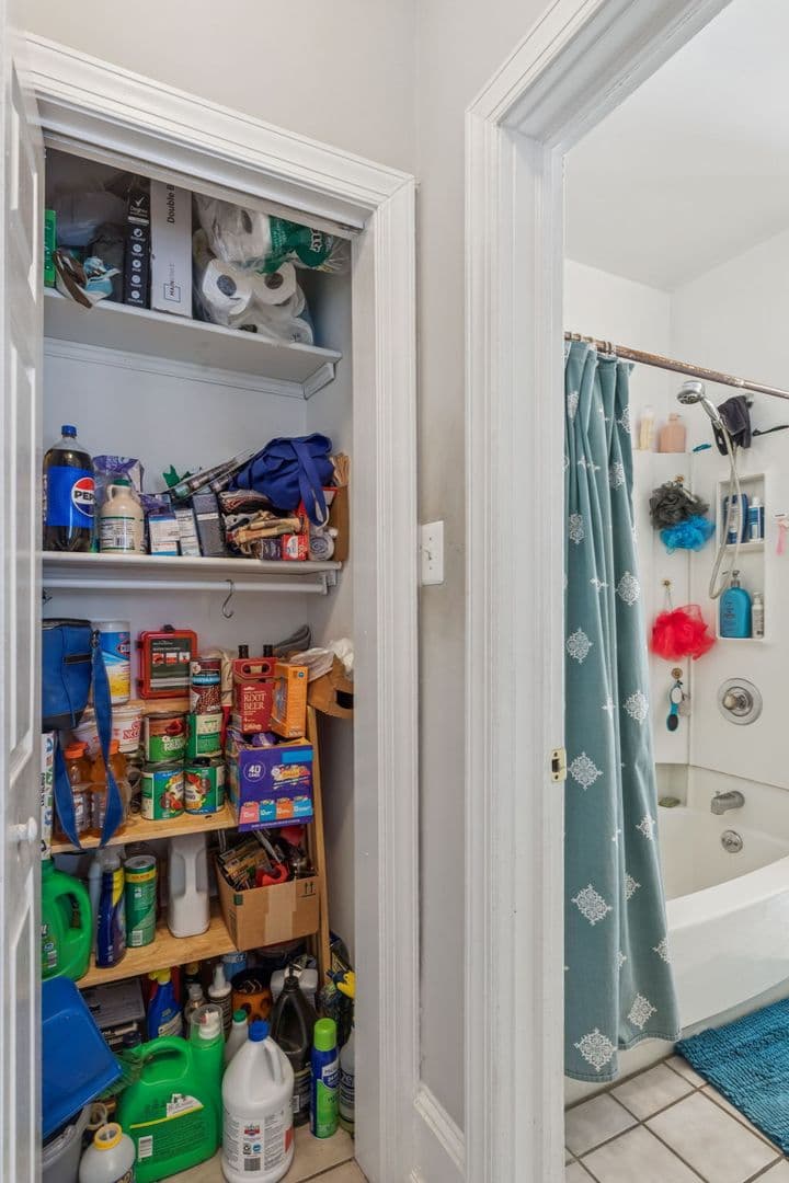 Philadelphia Apartment: 4141 Ridge Avenue