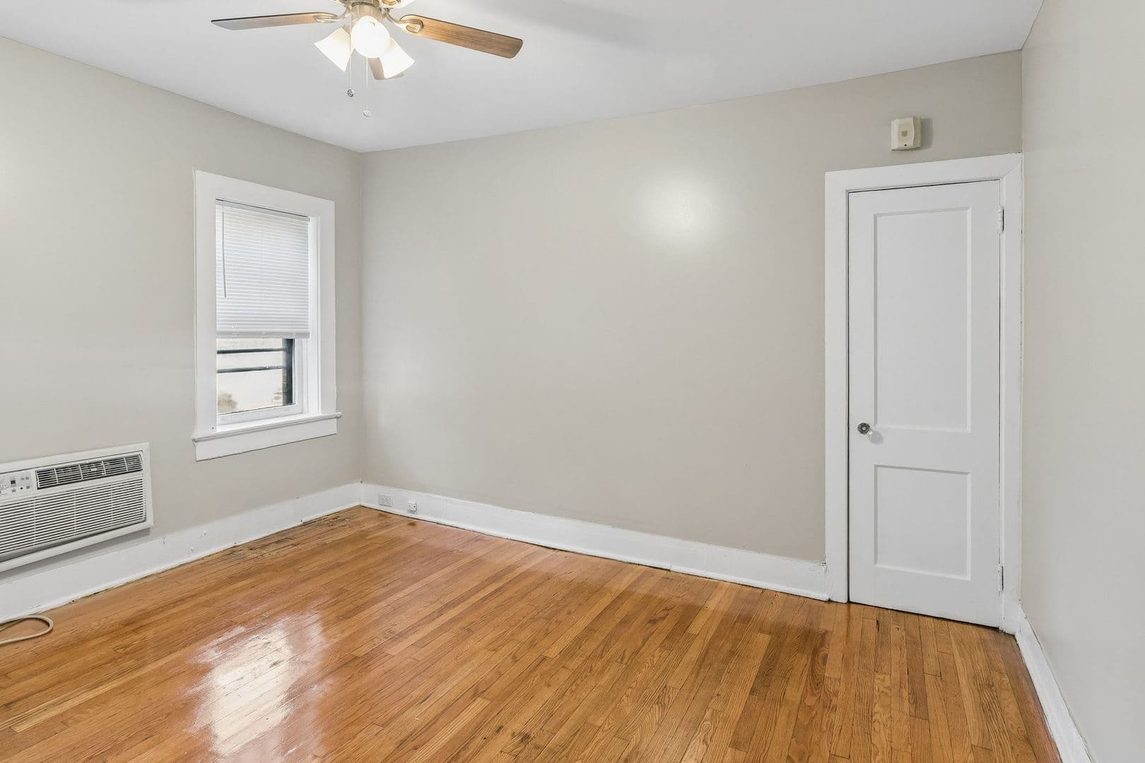Philadelphia Apartment: 2254 Bryn Mawr Avenue