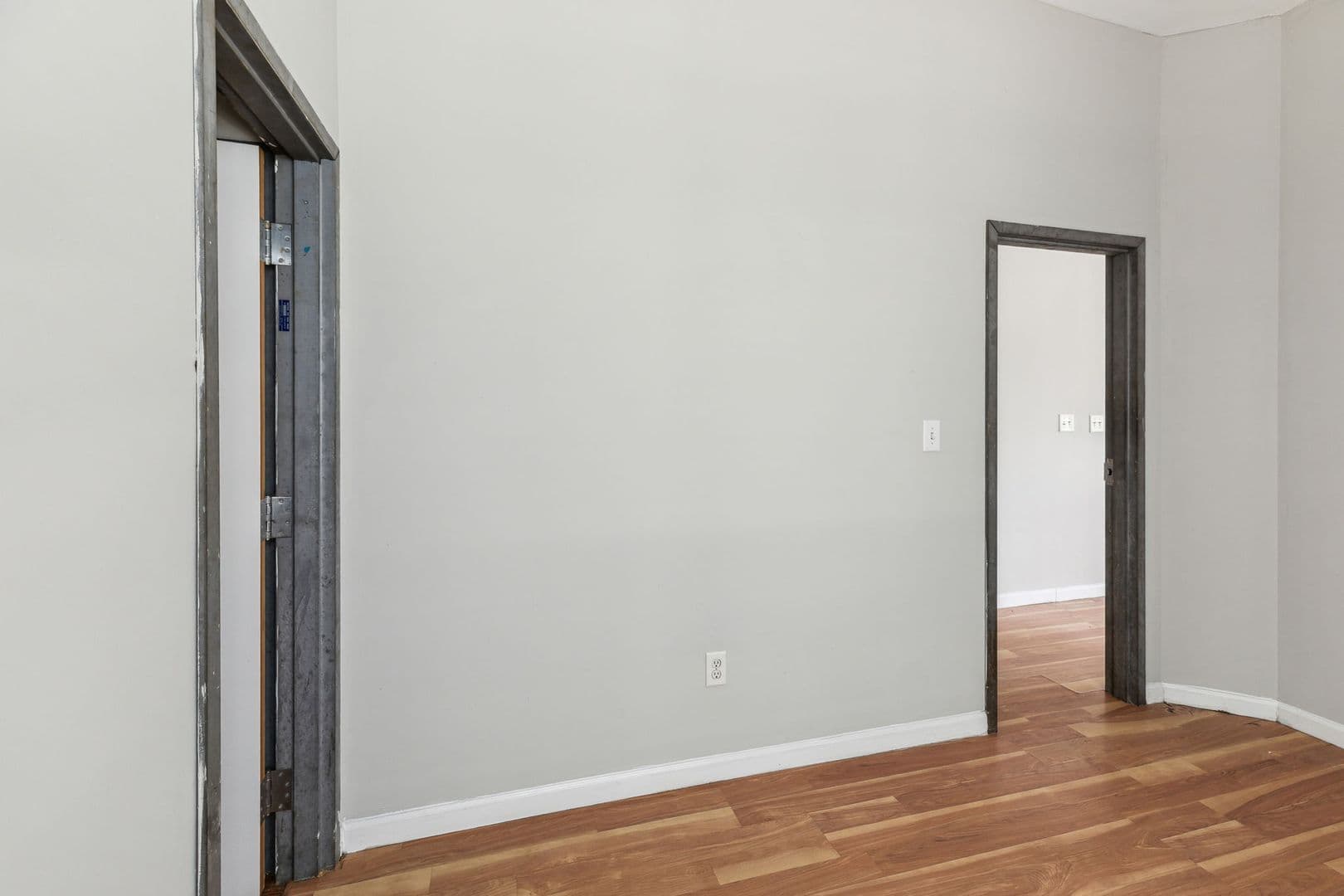 Upper Darby Apartment: 7327-31 West Chester Pike