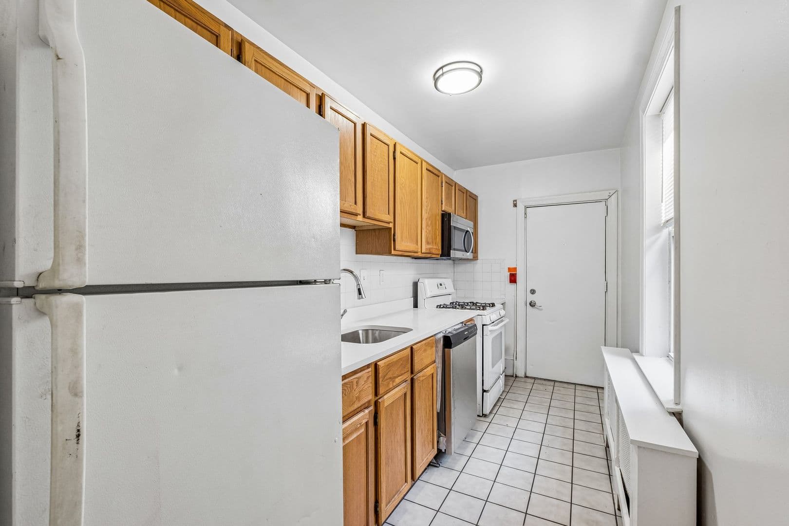 Philadelphia Apartment: 4141 Ridge Avenue