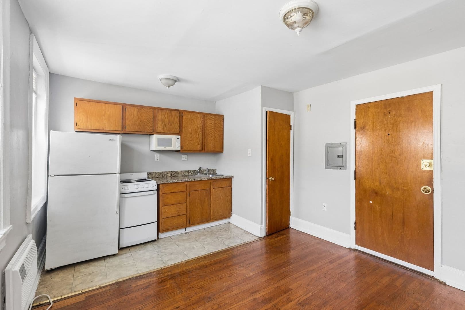 Philadelphia Apartment: 3412-14 Spring Garden Street