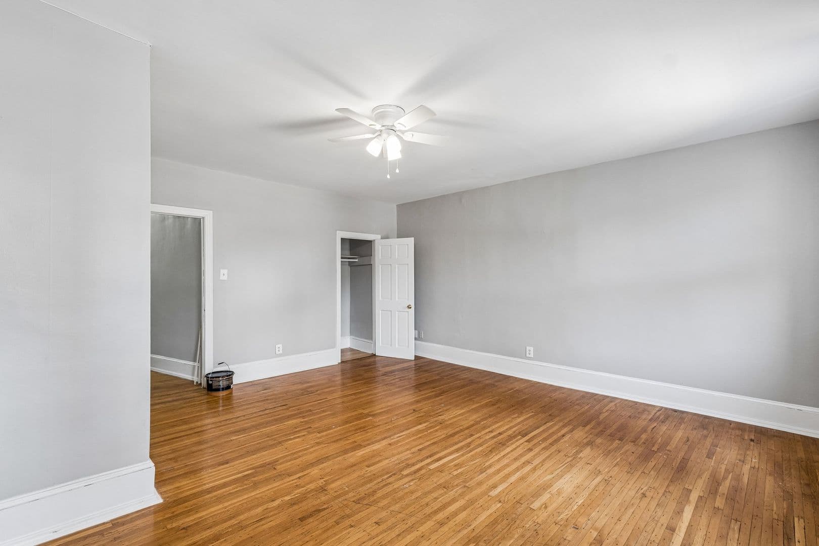 Philadelphia Apartment: 4141 Ridge Avenue