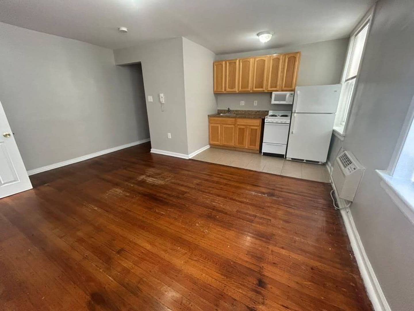 Philadelphia Apartment: 3412-14 Spring Garden Street