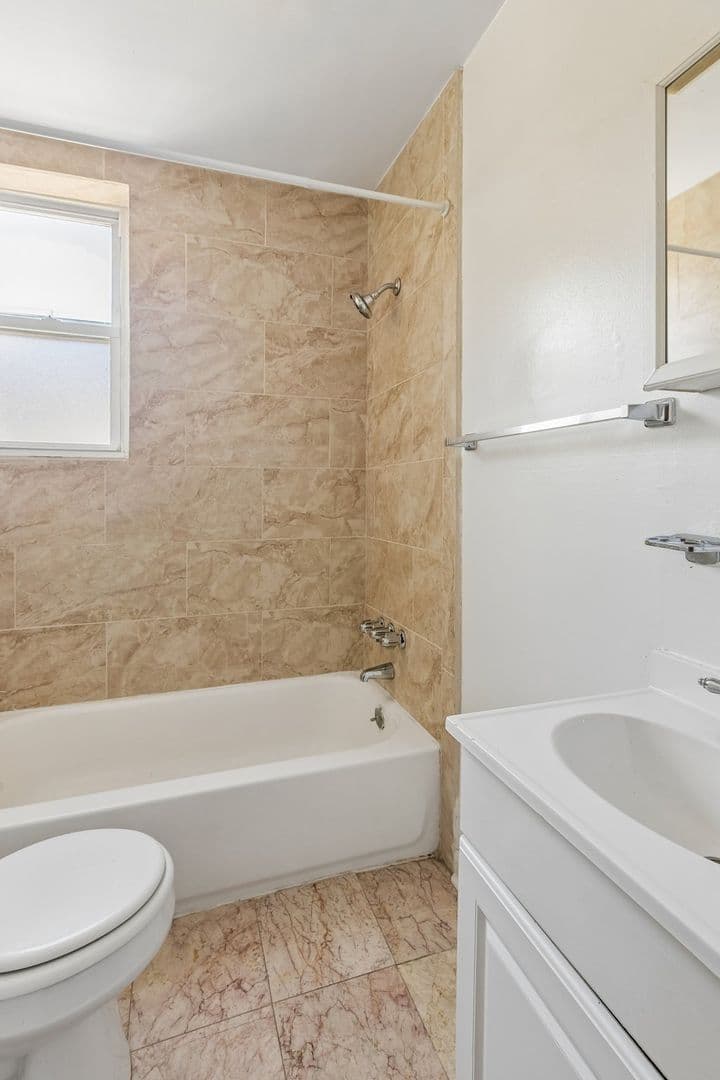 Philadelphia Apartment: 3412-14 Spring Garden Street