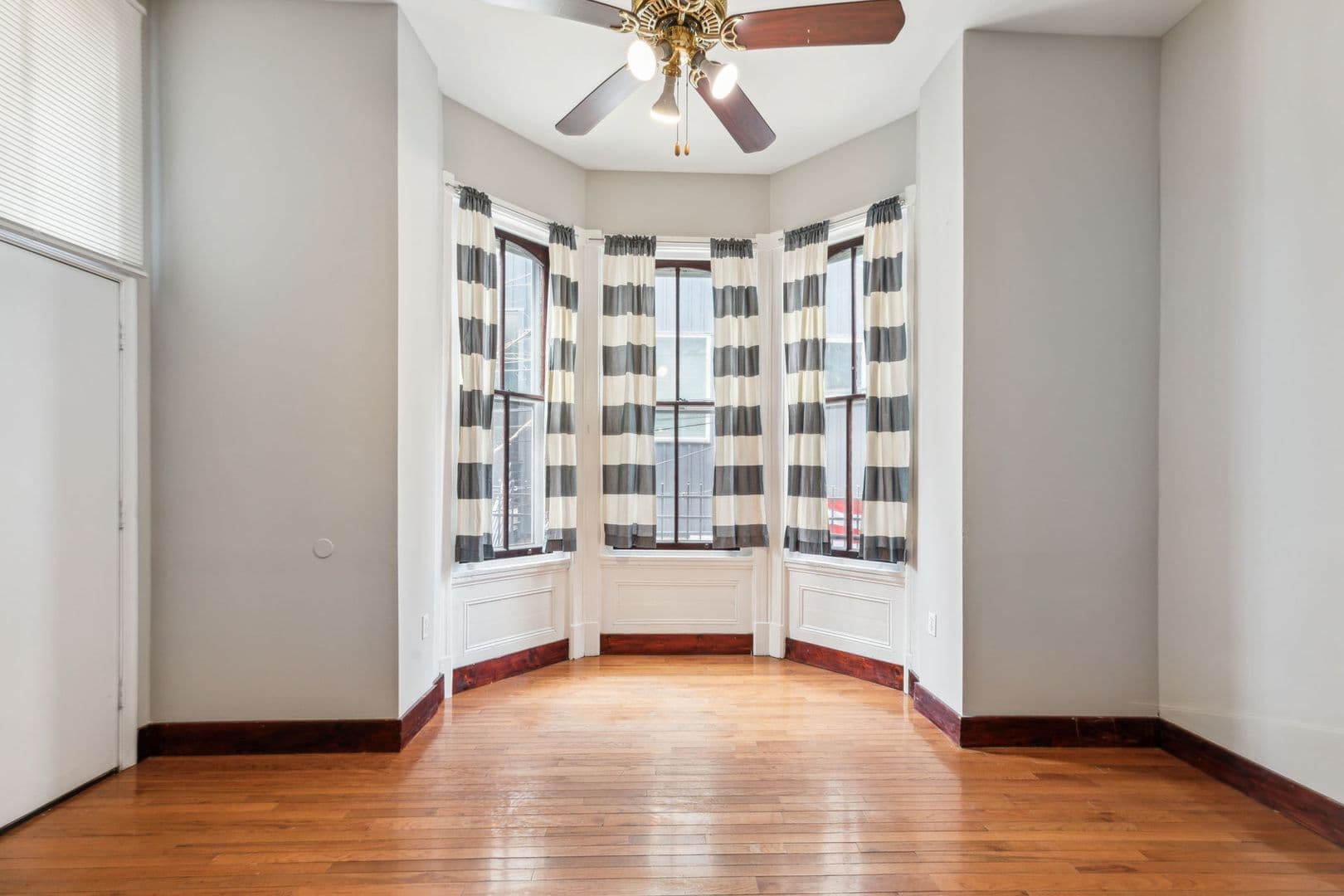 Philadelphia Apartment: 3412-14 Spring Garden Street