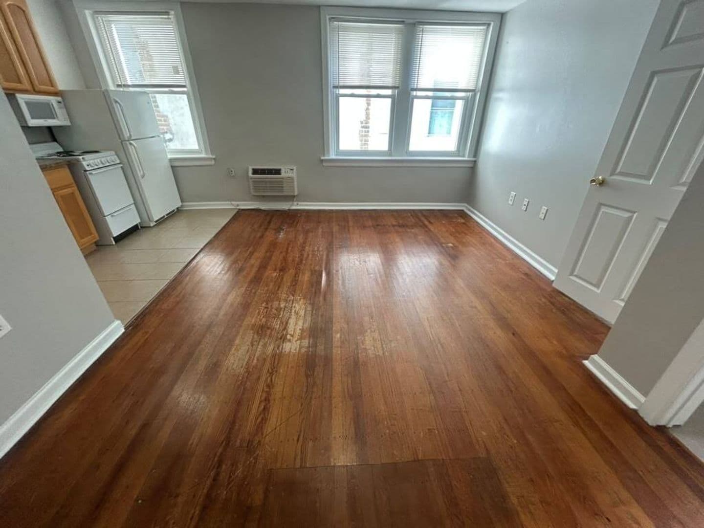 Philadelphia Apartment: 3412-14 Spring Garden Street