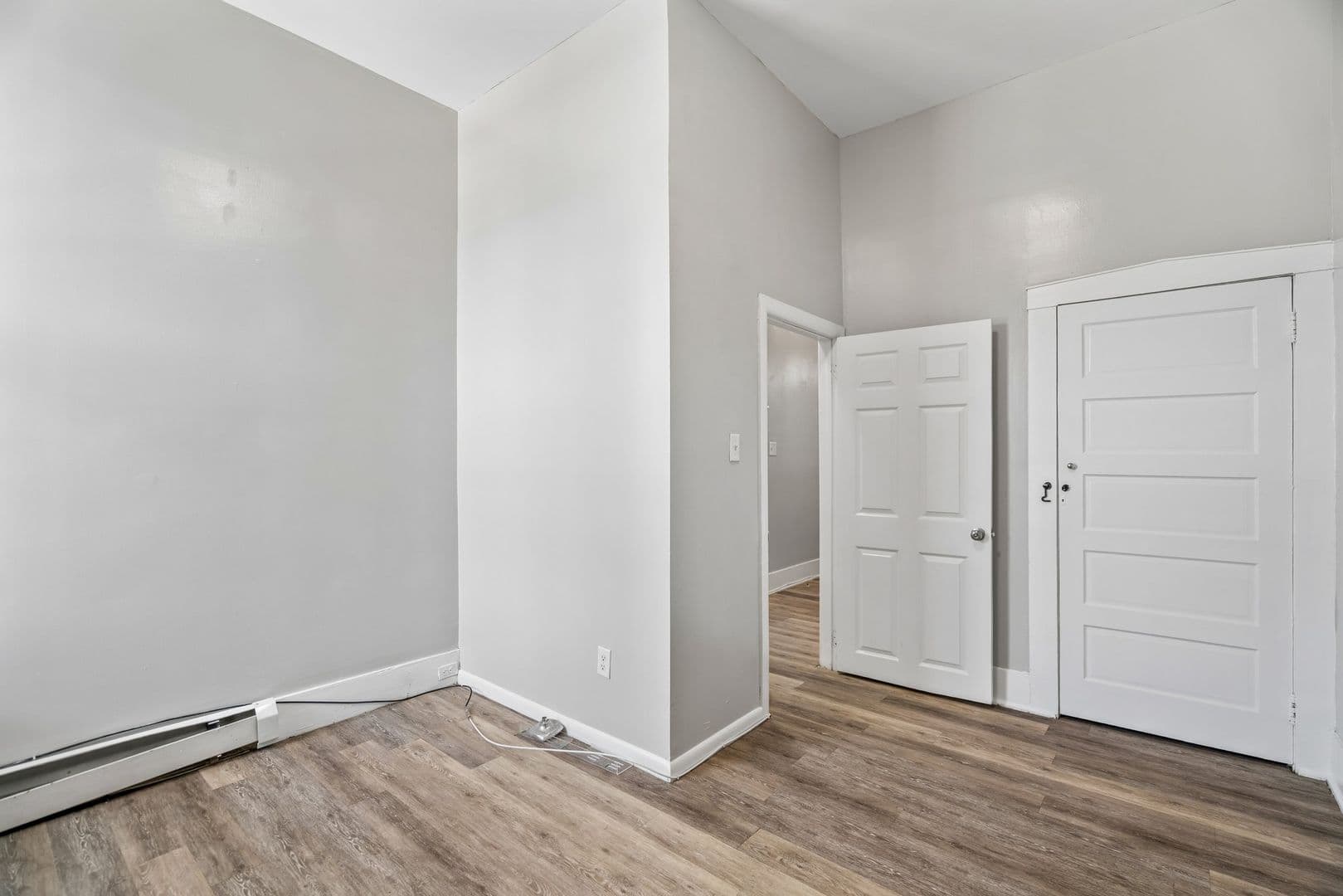 Philadelphia Apartment: 3509-15 Indian Queen Lane