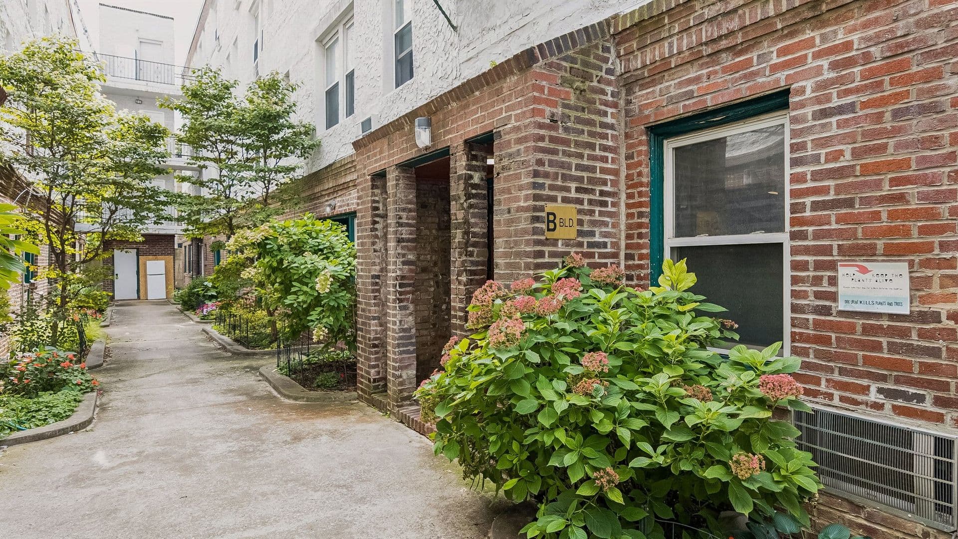 Philadelphia Apartment: 3412-14 Spring Garden Street