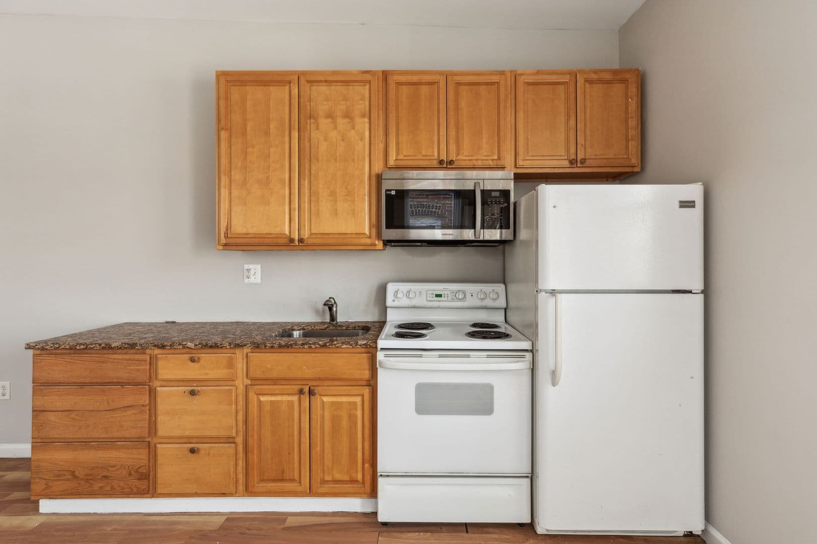 Upper Darby Apartment: 7327-31 West Chester Pike