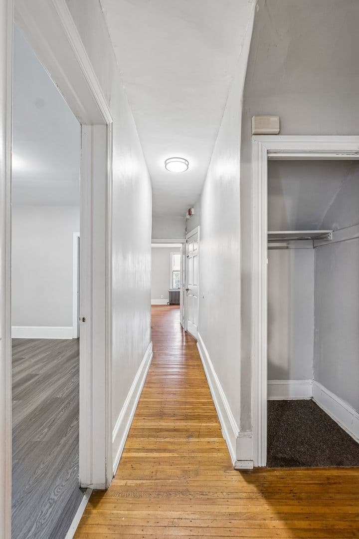 Philadelphia Apartment: 4141 Ridge Avenue